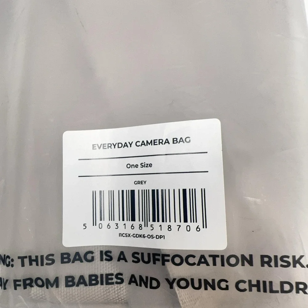 Gymshark Everyday Camera Bag Gray One Size Shoulder Crossbody Padded Strap